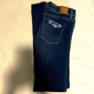American Eagle Jeans. XLong. Slight distress on bottom of legs